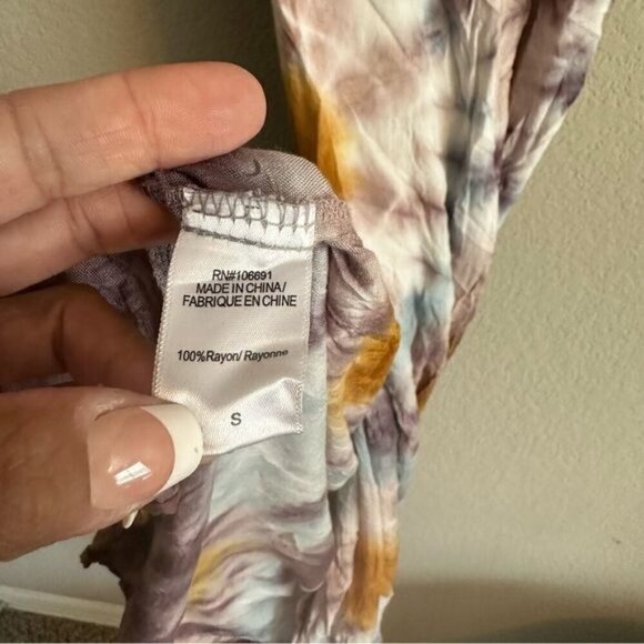 YFB Young Fabulous & Broke Isla Faux Wrap Multicolor Midi Dress Sz Small - Picture 4 of 11